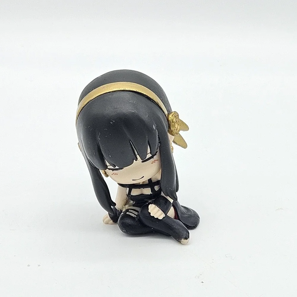 Takara Tomy Arts Spy x Family Yor Forger Mini Figure OS Black Sleeping Katazun